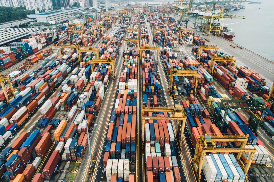 Cảng hàng hóa trong mạng lưới logistics toàn cầu supply chain management textbook về cảng hàng hóa và mạng lưới logistics